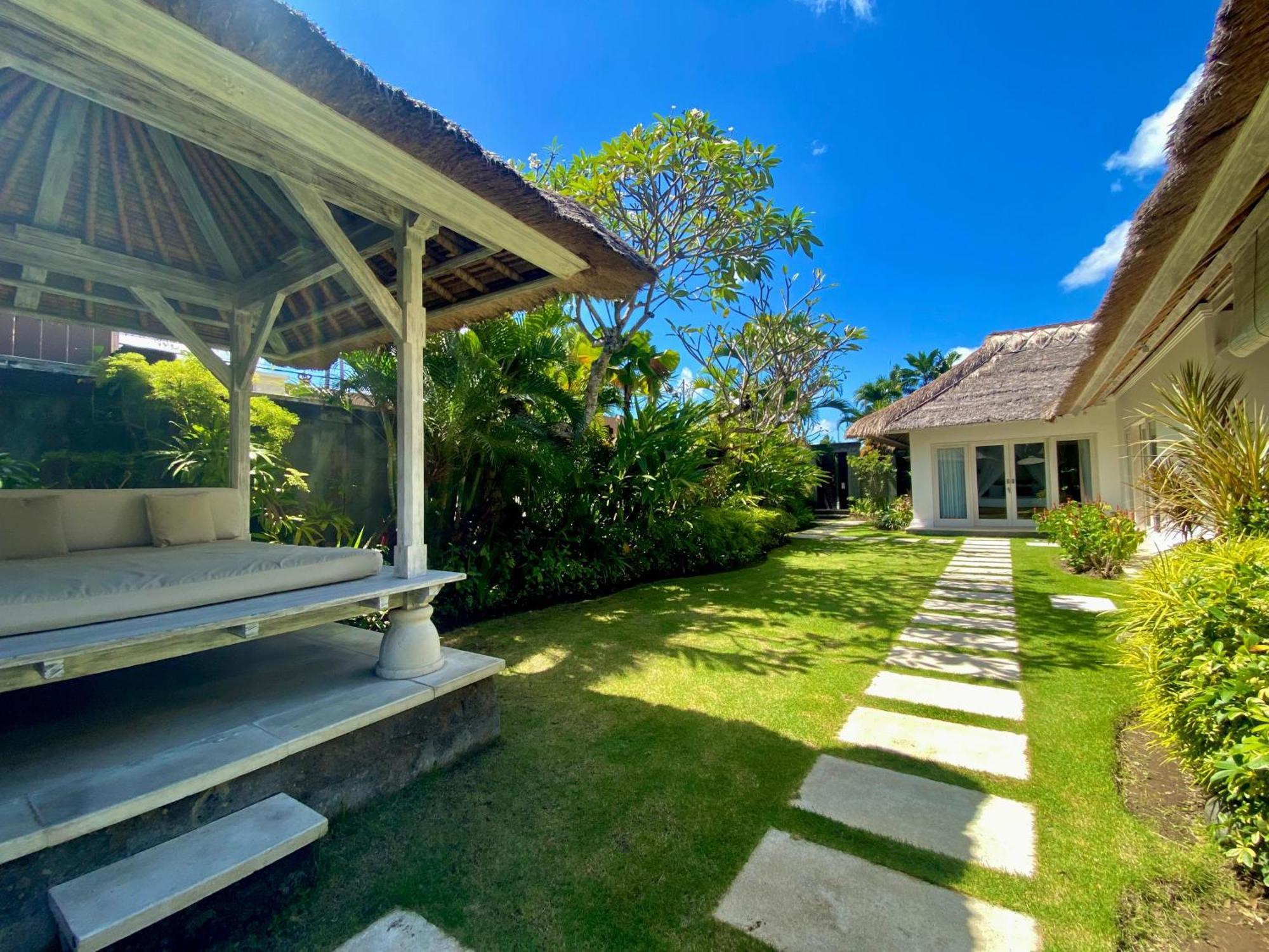 Serene Villas Σεμινιάκ Εξωτερικό φωτογραφία